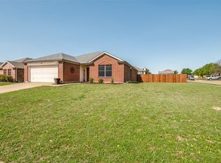 1501 Lakeside Dr, Glenn Heights, TX 75154