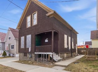 2023 W Scott St, Milwaukee, WI 53204