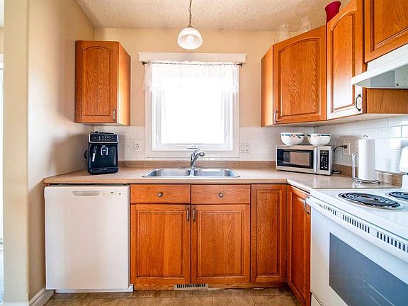 4th image of 2521 N 11th Ave