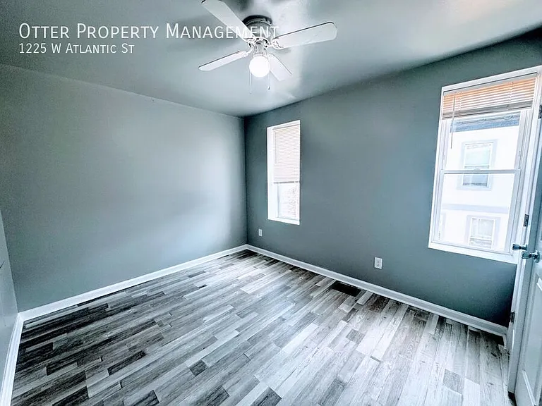 1225 W Atlantic St — Photo 20