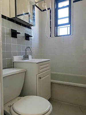 Rented by MySpaceNYC | media 15