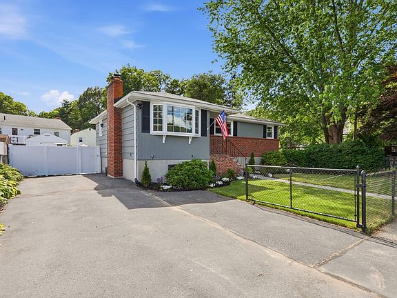 3rd image of 36 Basse Cir