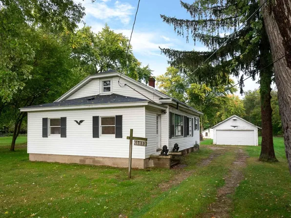 51812 Portage Rd, South Bend, IN 46628