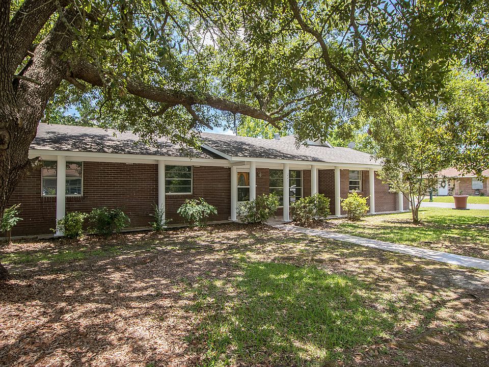 1st image of 221 Shalimar Dr