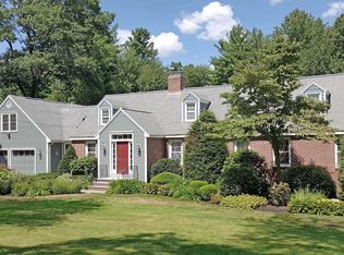 15 Grandview Rd, Chelmsford, MA 01824