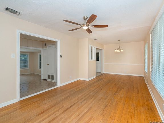 5th image of 322 BARBARA DR