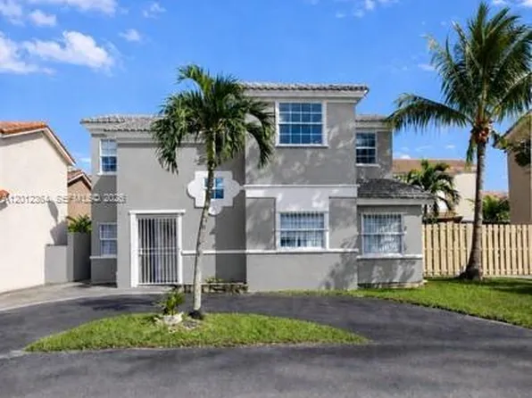 1045 NW 126th Pl, Miami, FL 33182