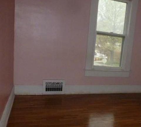 4th image of 41 S Bethany St