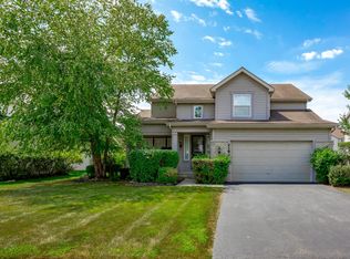 2183 Avalon Dr, Buffalo Grove, IL