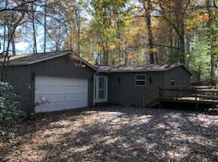 352 Scenic Rd, Warne, NC 28909