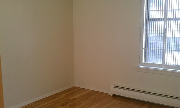 2nd image of 1176 Walton Ave APT Bf