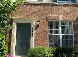 6147 Stonehenge Pl, Rockville, MD 20852
