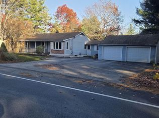 30 Country Side Dr, Nashua, NH 03062