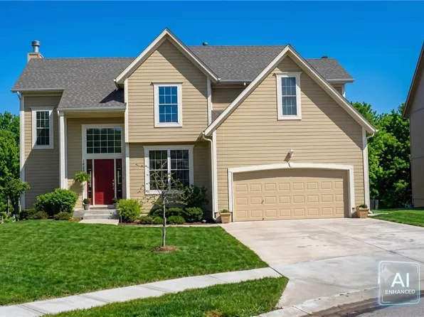 1906 W Kiera Cir, Olathe, KS 66061