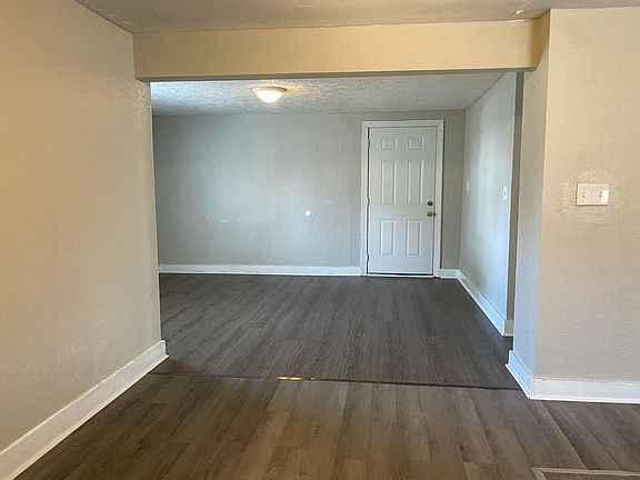 4th image of 310 Saint Luke St