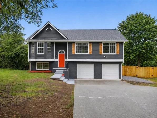 2241 Cody Ct, Lithonia, GA 30058