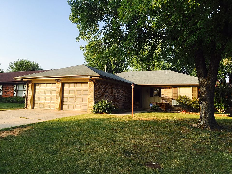1st image of 1011 Garden Grv