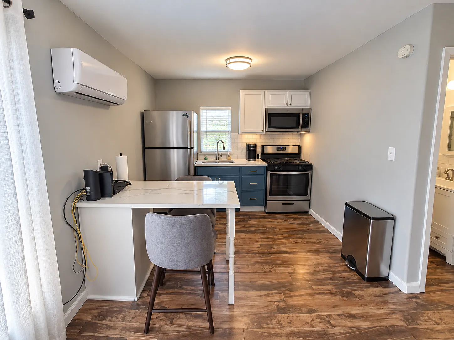 1 bed, 463 sqft, $1,300 — Photo 3