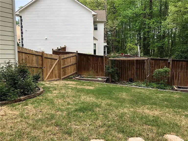 370 Manor Glen Dr — Photo 36