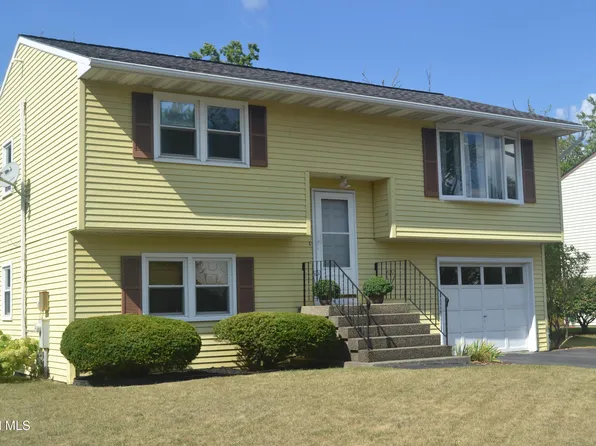 14 Broadway, Latham, NY 12110