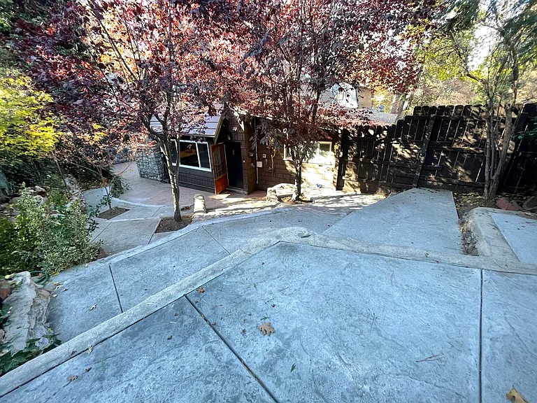 22800 Azalia Ln — Photo 17