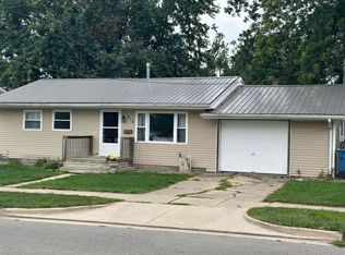 312 E Mill St, Angola, IN 46703