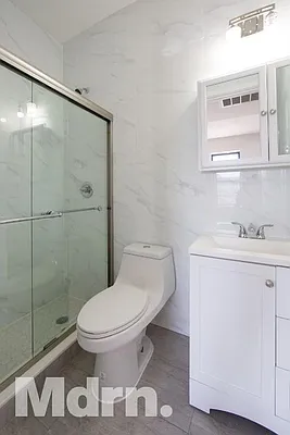 Rented by Mdrn Residential | media 2