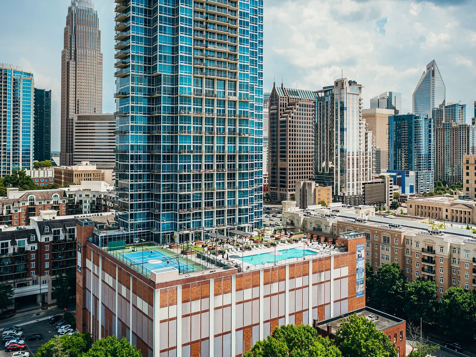 The VUE Charlotte On 5th — Photo 1