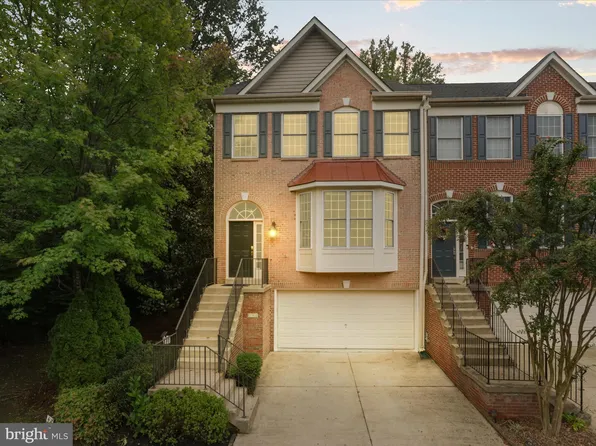 3782 Elmwood Towne Way, Alexandria, VA 22303