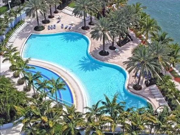 1500 Bay Rd, Miami Beach, FL