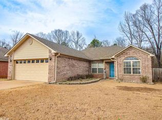 1300 Yellow Stone Dr, Jacksonville, AR 72076