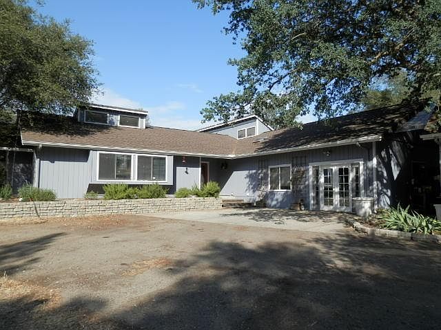 2nd image of 30833 Seminole Dr
