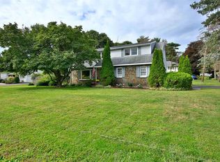 1167 Iroquois Path, Glenville, NY 12302