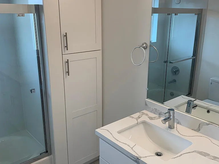 836 Walnut St #21 — Photo 13
