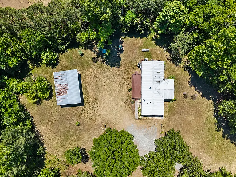 290 Thomas Cash Rd — Photo 23