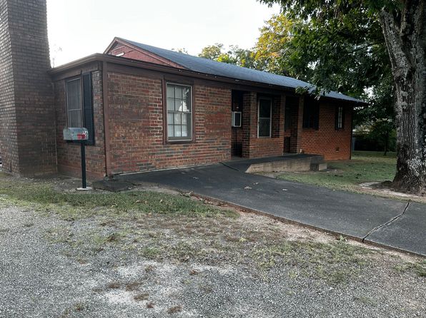 136 Skyline Dr