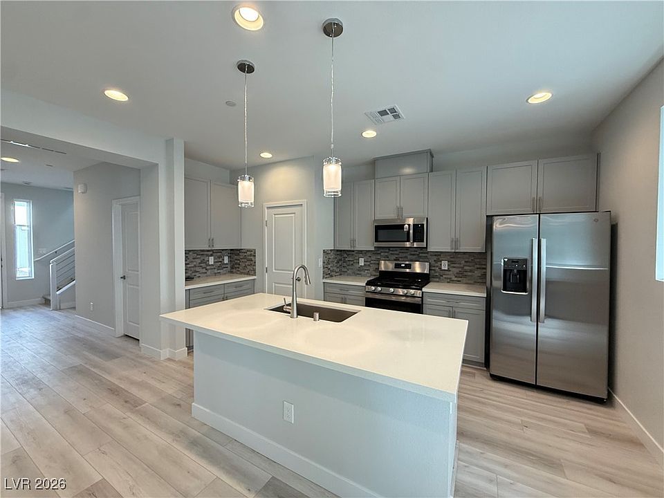 1st image of 8629 Ensworth St #112