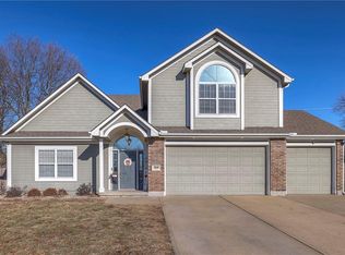2616 Ridgewood Rd, Harrisonville, MO 64701