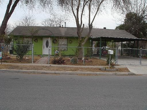 1st image of 6018 Castle View Dr