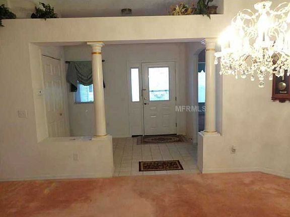 5th image of 1006 La Mesa Ln