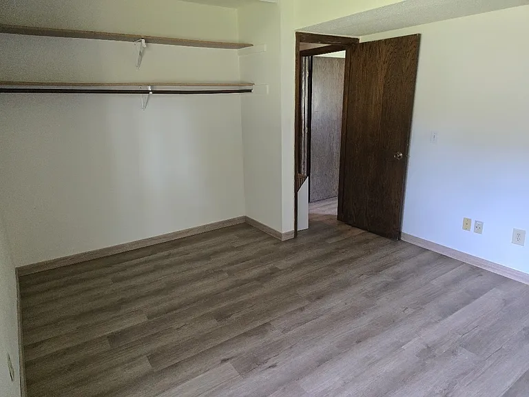 8313 Brunswick Ave N — Photo 11