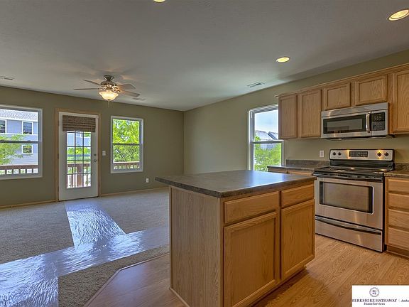 4th image of 6764 S 181st Ct