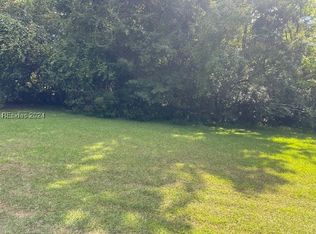 Middle St E, Hampton, SC 29924