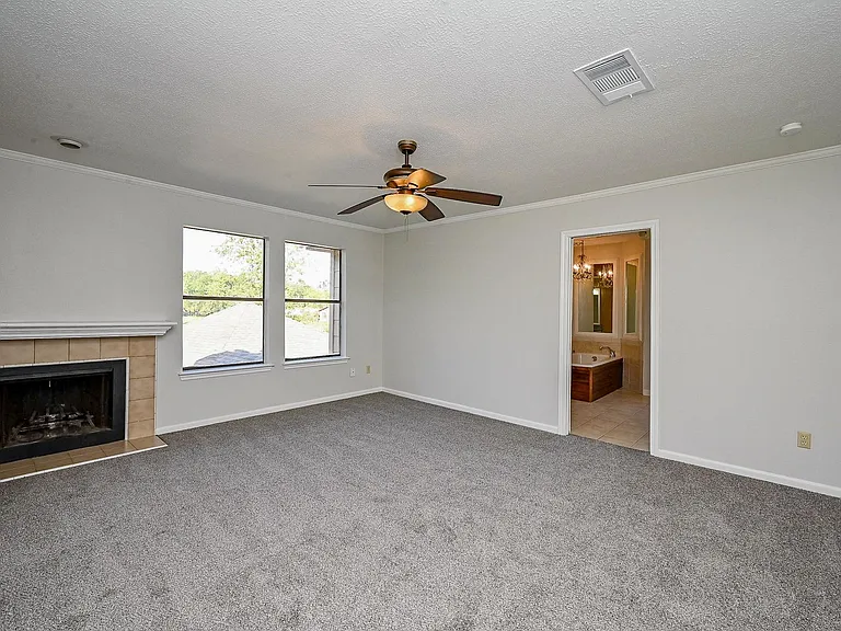 12011 Autumn Creek Dr — Photo 23