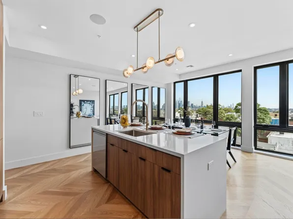 433 Central Avenue image 6 of 36