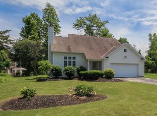 9846 Johnnycake Ridge Rd, Concord Township, OH 44060