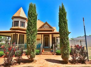 632 W 3rd St, Baird, TX 79504