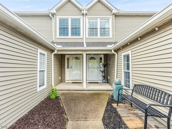 4215 Jennings Ridge Dr, Cleveland, OH 44109