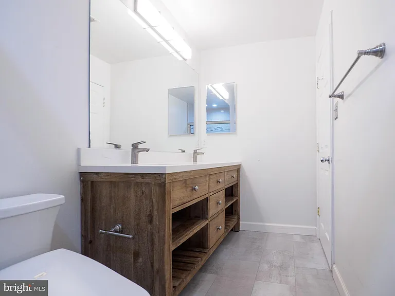 18017 Calabar Dr — Photo 14