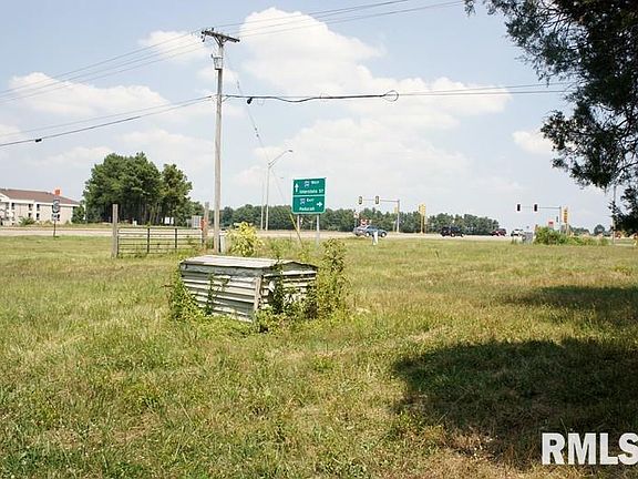 4th image of 2134 E 5th St